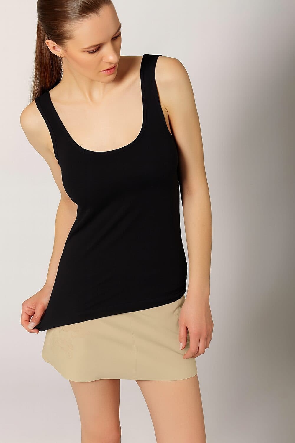 Camiseta tirante ancho